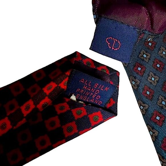 Pair of Vintage English made Silk Neck Ties - Picture 6 of 8